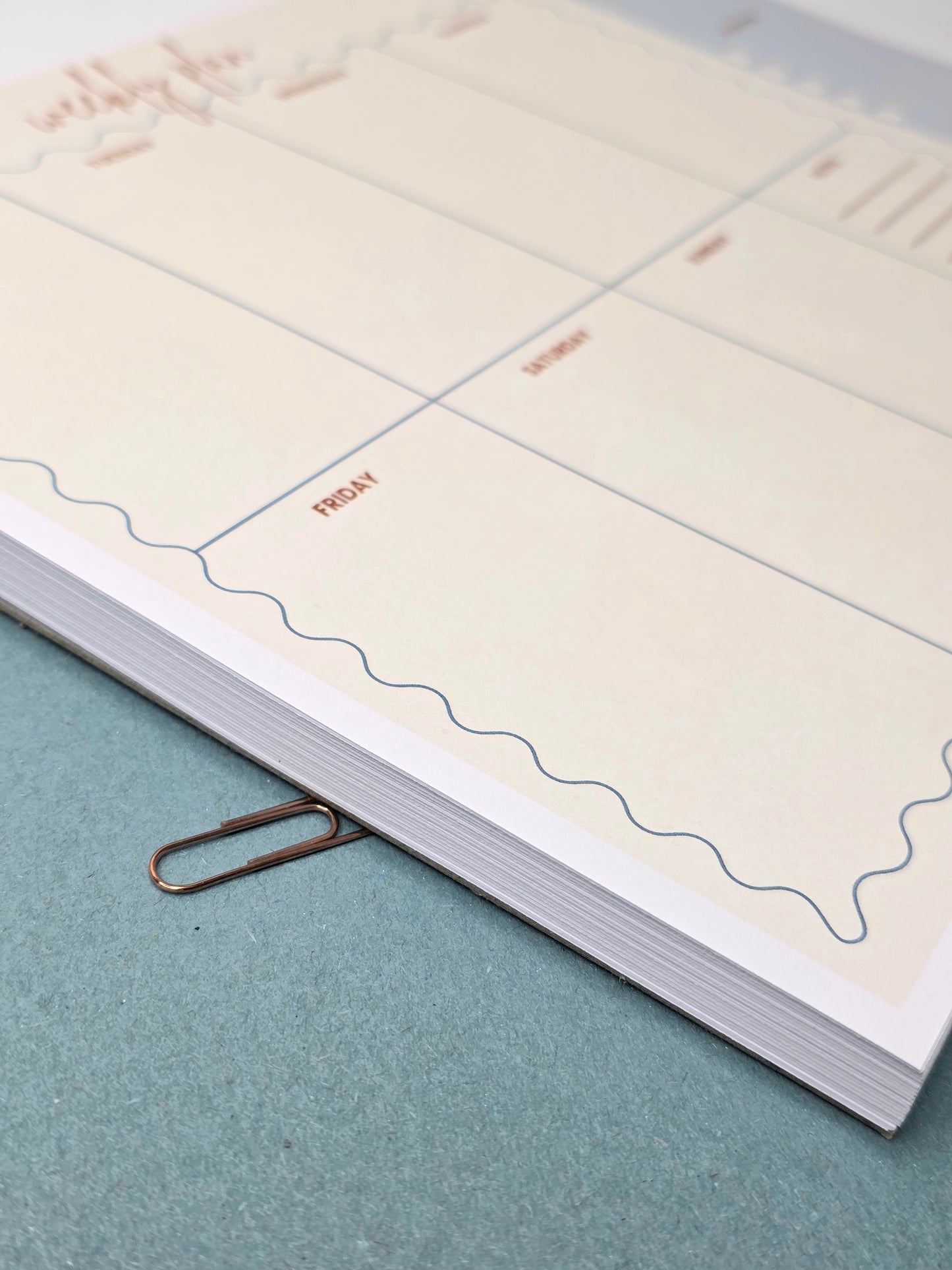 Vintage Elegant Weekly Planner A4