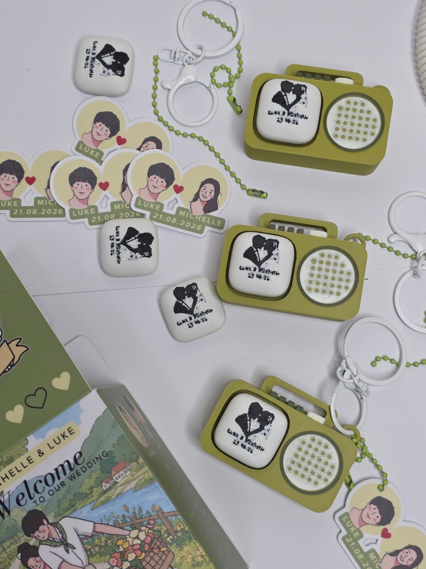 Custom Blind Box - Retro Radio Keychain