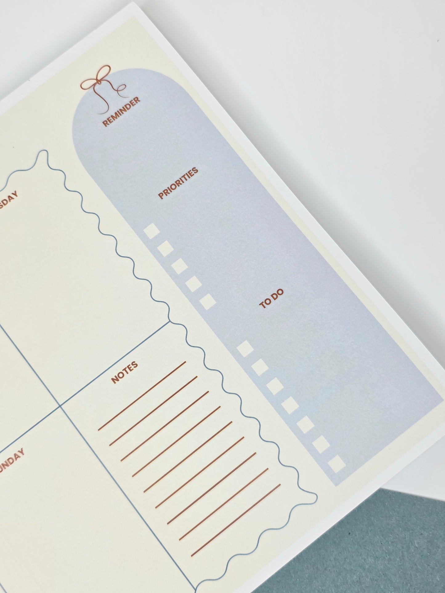 Vintage Elegant Weekly Planner A4