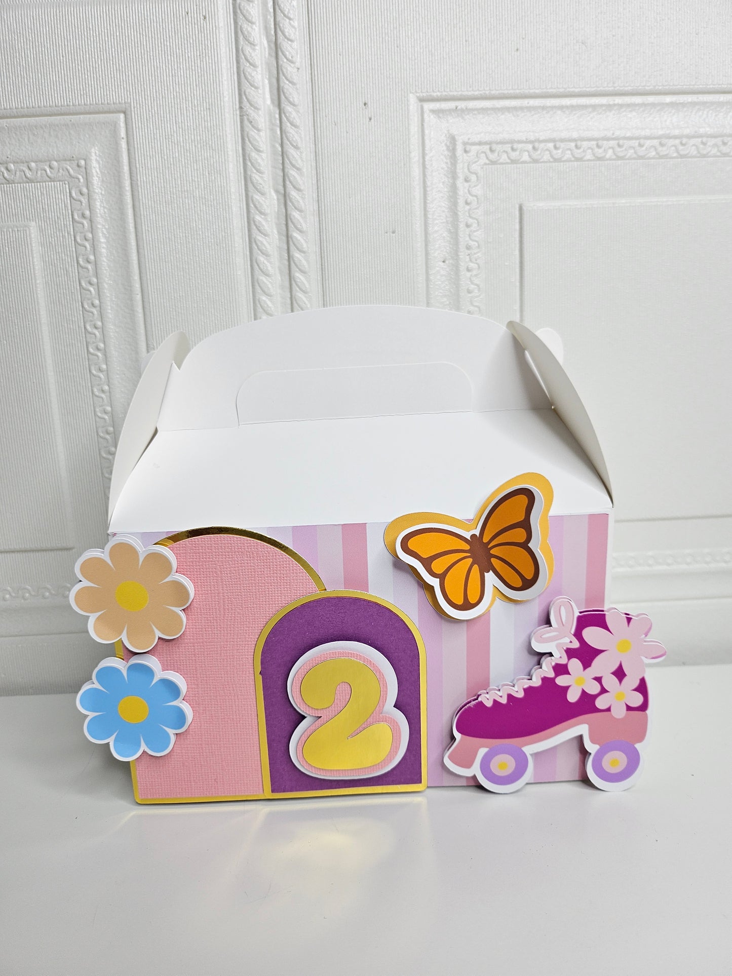 Groovy Rolling Into Favor Box