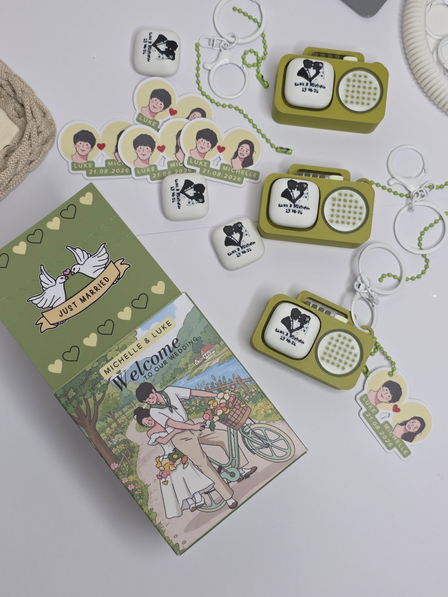 Custom Blind Box - Retro Radio Keychain