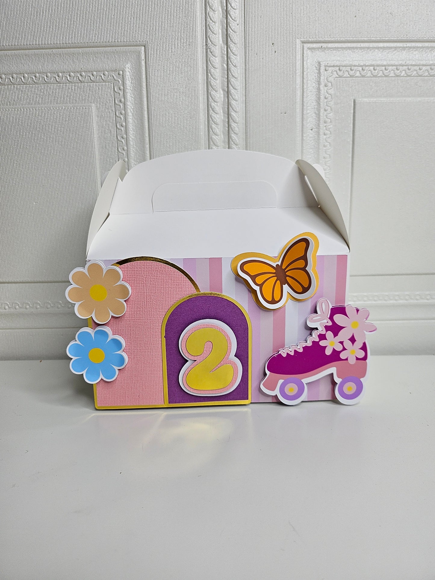 Groovy Rolling Into Favor Box